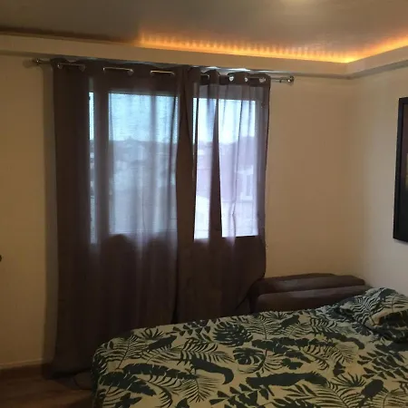 Remarkable 1-Bed Apartment In Melun * Melun